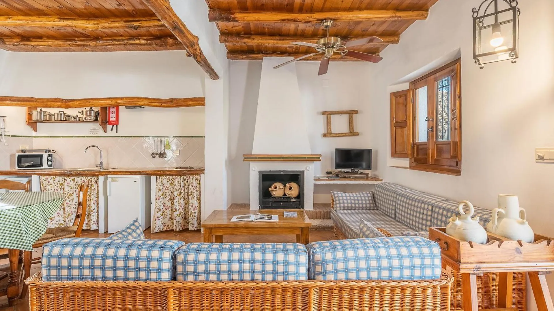 Casa Rural El Corral La Zubia  Holiday home La Zubia (Granada)
